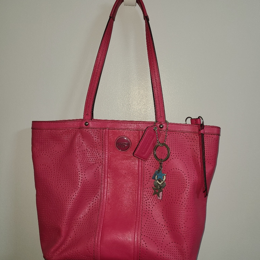 Authentic Coach Purse - Picture 2 of 7